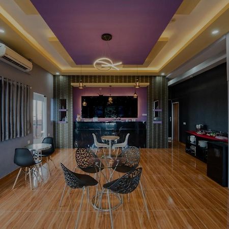 Osaka Hotel Batam Nagoya Bagian luar foto