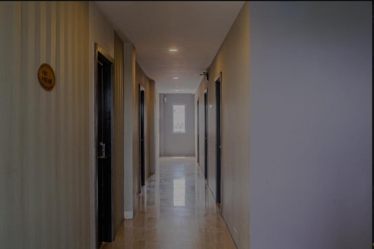 Osaka Hotel Batam Nagoya Bagian luar foto